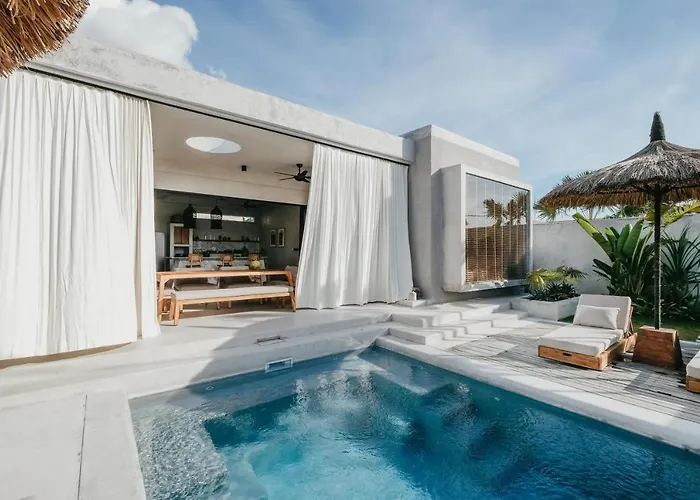Chateau Retreat Bali Villa