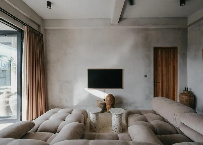 Chateau Retreat Bali ヴィラ *