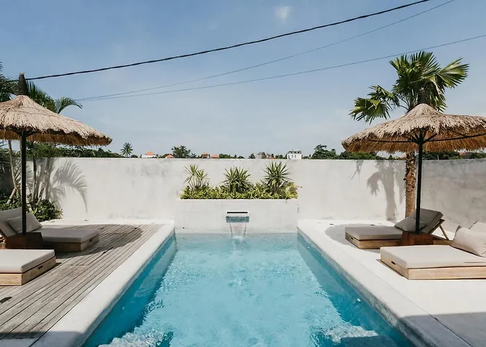 Chateau Retreat Bali *