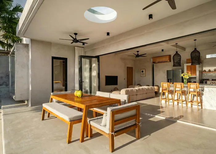 Chateau Retreat Bali ヴィラ