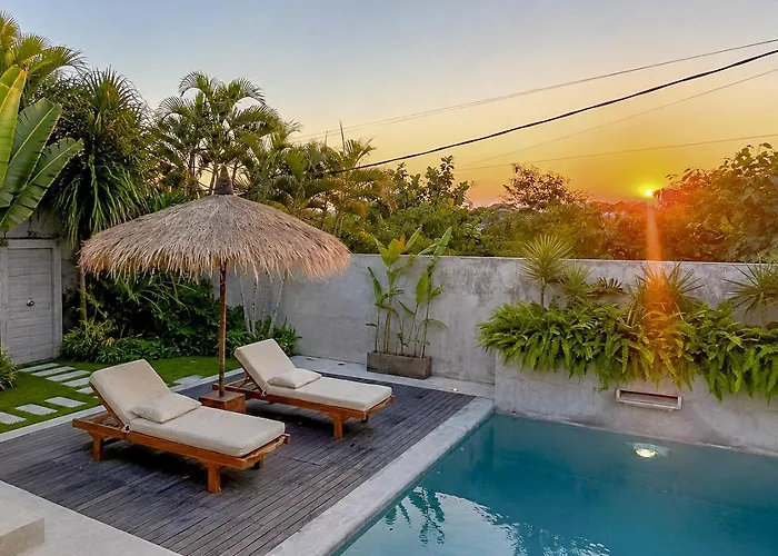 Chateau Retreat Bali Villa Canggu
